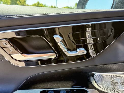 New 2025 Mercedes-Benz GLC 63 AMG S image 24