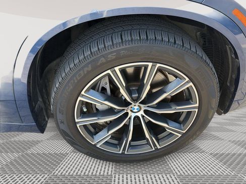 Used 2019 BMW X5 xDrive50i w/ M Sport Package image 25