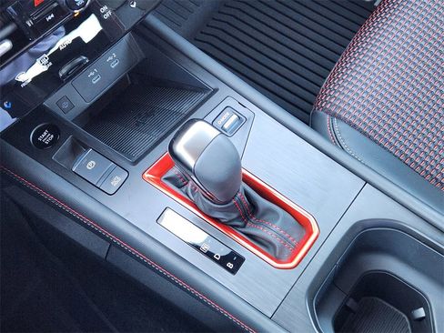 New 2026 Nissan Kicks SR w/ Cold Weather Package image 15