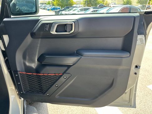 Used 2025 Ford Bronco Raptor AWD/4WD image 36