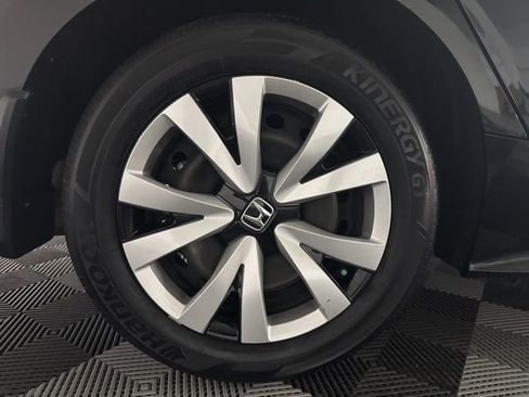 Used 2022 Honda Civic LX image 25