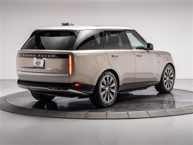 Used 2024 Land Rover Range Rover Autobiography AWD/4WD image 5