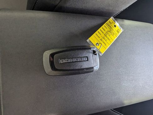 Used 2023 Ford Bronco Everglades AWD/4WD image 31