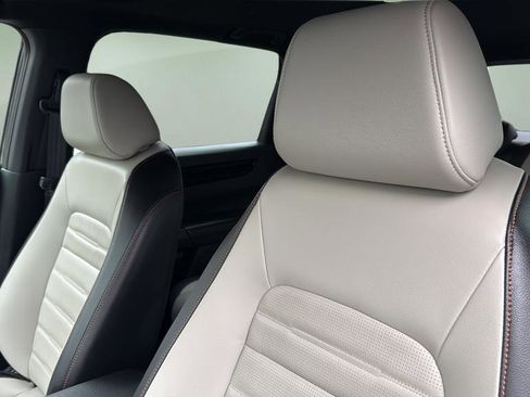 Used 2025 Honda CR-V Sport Touring image 11