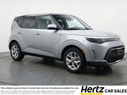 Used 2025 Kia Soul LX w/ LX Technology Package