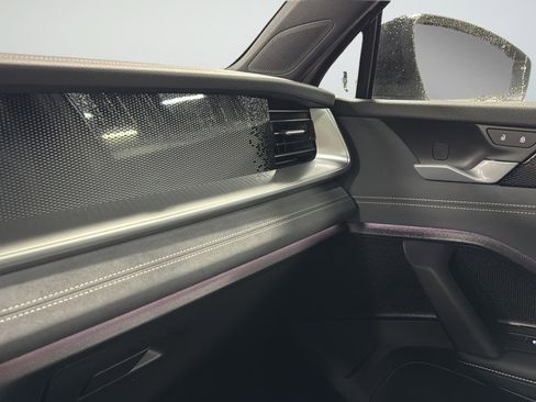 New 2026 Volkswagen Tiguan SE R-Line image 29