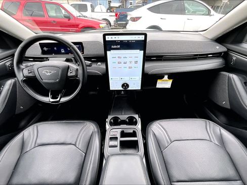 Used 2025 Ford Mustang Mach-E Premium image 15