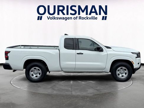 Used 2022 Nissan Frontier S RWD image 7