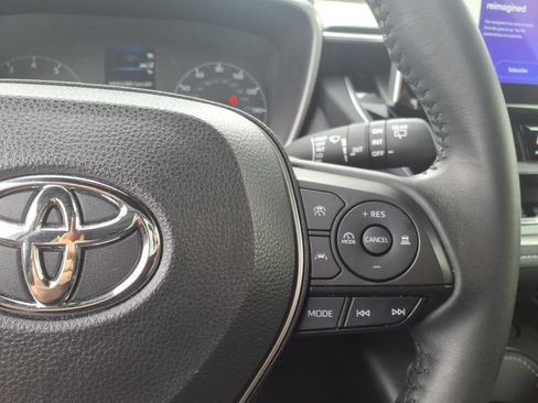 Used 2024 Toyota Corolla SE w/ SE Package FWD image 34