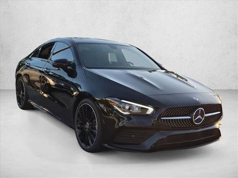 Used 2023 Mercedes-Benz CLA 250 image 3