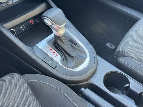 Used 2024 Kia Forte LXS image 17