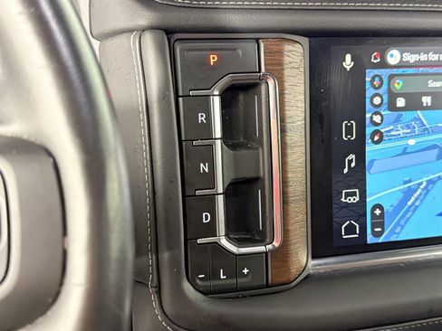Used 2023 GMC Yukon XL Denali Ultimate AWD/4WD image 35