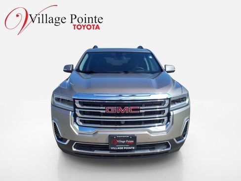 Used 2023 GMC Acadia SLT w/ Technology Package AWD/4WD image 10