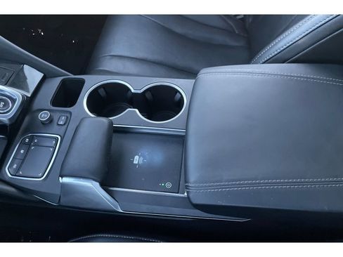 Certified 2022 Acura MDX FWD w/ Technology Package image 33