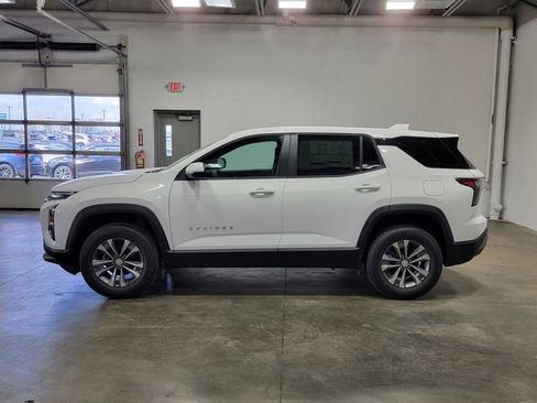 New 2026 Chevrolet Equinox LT w/ Convenience Package II image 9