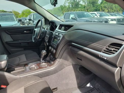 Used 2016 Chevrolet Traverse LT image 31