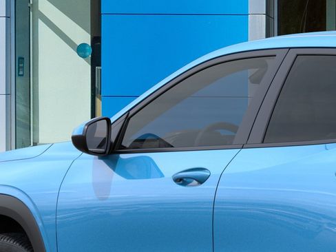 New 2026 Chevrolet Trax LS w/ LS Convenience Package FWD image 12
