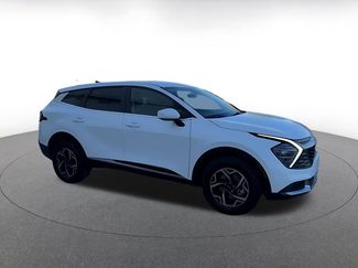Used 2025 Kia Sportage LX video 2