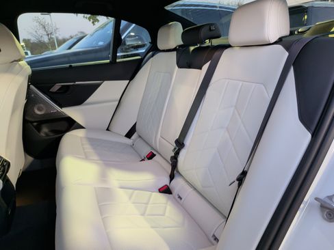 New 2026 BMW 550e xDrive 550e xDrive w/ Executive Package image 38