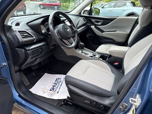 Used 2021 Subaru Forester Premium AWD/4WD image 5