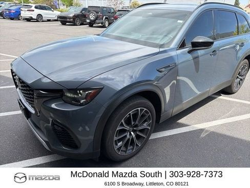 Used 2025 MAZDA CX-70 Plug-In Hybrid w/ Premium Plus AWD/4WD image 2