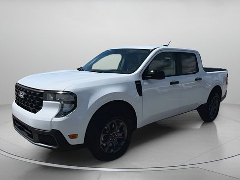 New 2025 Ford Maverick XLT w/ XLT Luxury Package AWD/4WD image 13