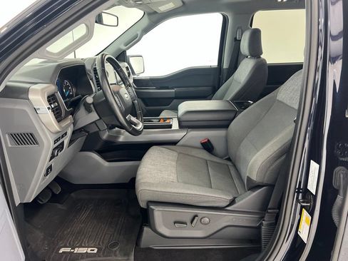 Used 2022 Ford F150 XLT w/ Equipment Group 302A High AWD/4WD image 19