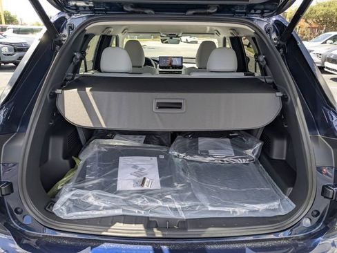 New 2026 Mitsubishi Outlander SE FWD image 12