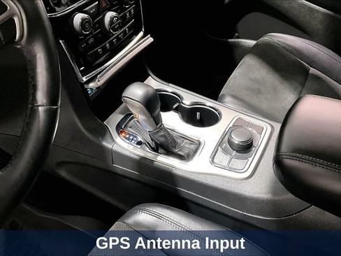 Used 2020 Jeep Grand Cherokee Altitude AWD/4WD image 24