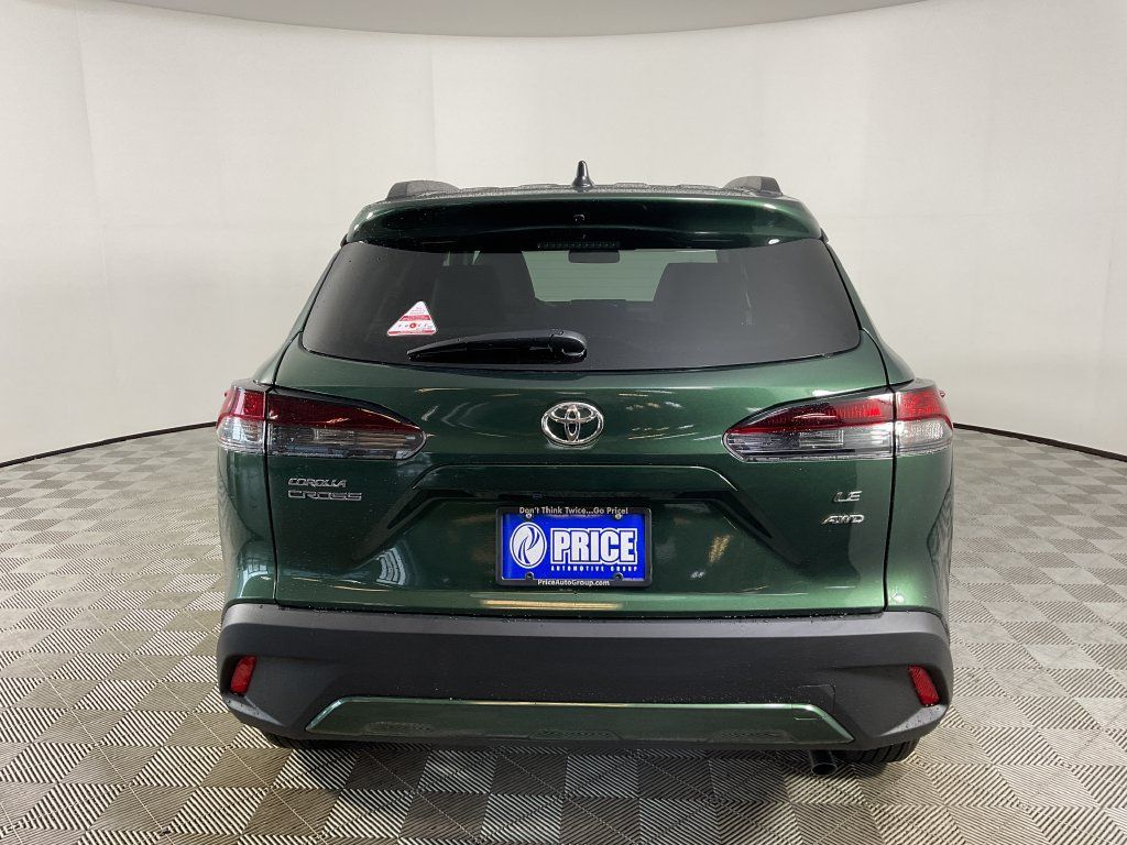 New 2026 Toyota Corolla Cross LE w/ Moonroof Package AWD/4WD image 7