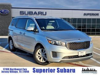 Used 2017 Kia Sedona LX w/ LX Essentials Premium Package video 1