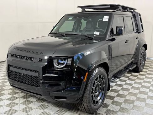 New 2026 Land Rover Defender 110 OCTA AWD/4WD image 2