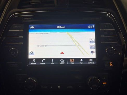 Used 2017 Nissan Maxima Platinum image 24