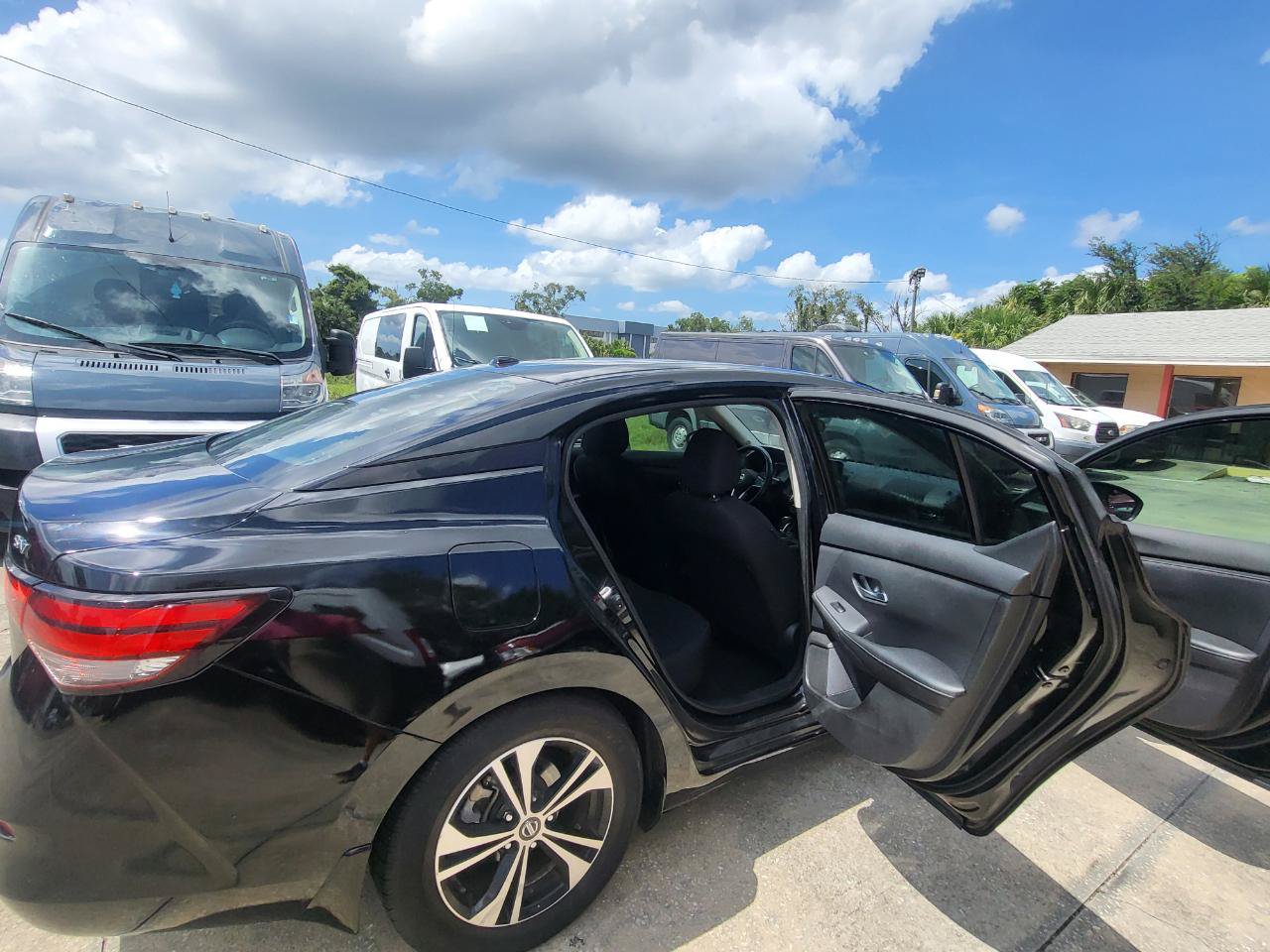 Used 2021 Nissan Sentra SV FWD image 24