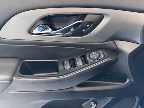Certified 2023 Chevrolet Traverse LT w/ LPO, Floor Liner Package image 26