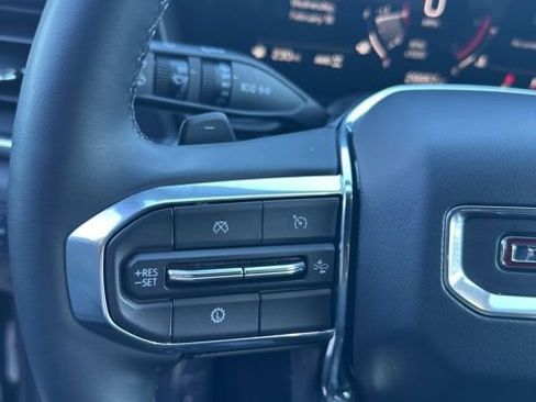 Used 2025 GMC Terrain Elevation image 20