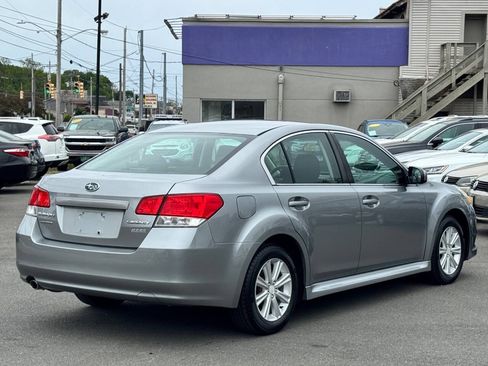 Used 2011 Subaru Legacy 2.5i Premium AWD/4WD image 7