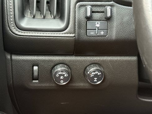 Used 2020 GMC Canyon SLE w/ Elevation Edition AWD/4WD image 39