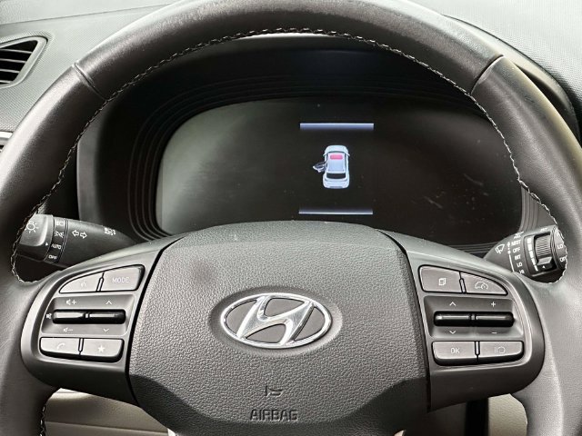Used 2024 Hyundai Venue SEL FWD image 20