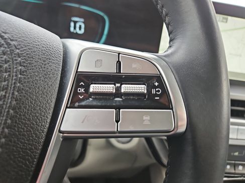 Used 2024 Kia Telluride S w/ S Sunroof Package image 25