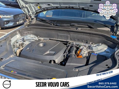 Certified 2024 Volvo XC90 T8 Plus w/ Protection Package Premier image 30