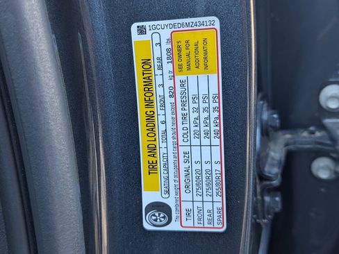 Used 2021 Chevrolet Silverado 1500 LT w/ All Star Edition Plus image 38