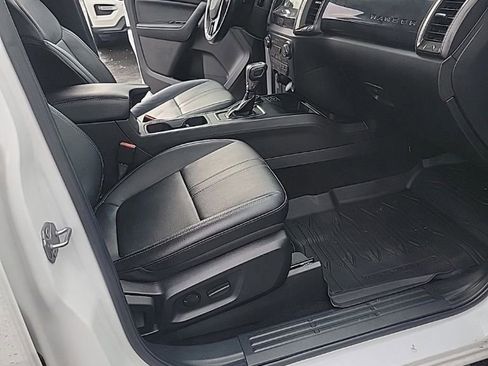 Used 2023 Ford Ranger Lariat w/ FX4 Off-Road Package image 2