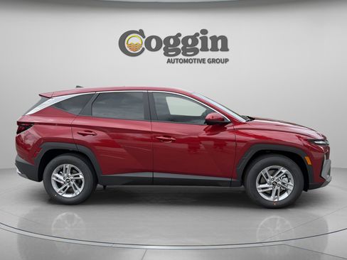 New 2026 Hyundai Tucson SE image 6