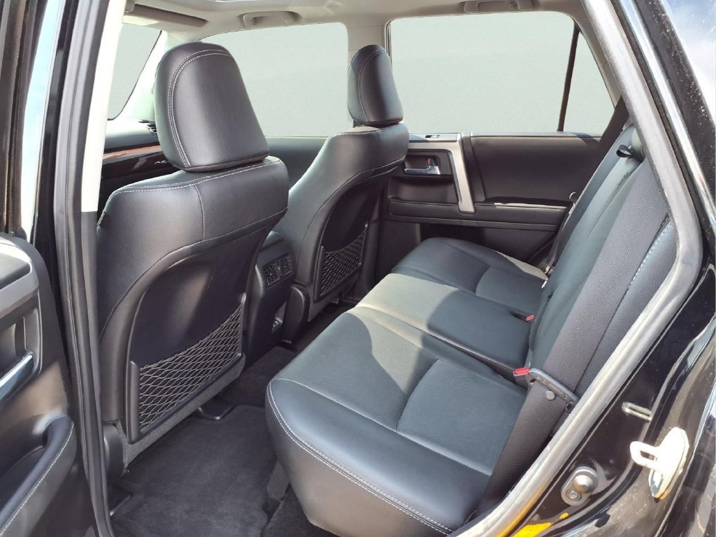 Used 2022 Toyota 4Runner Limited AWD/4WD image 21