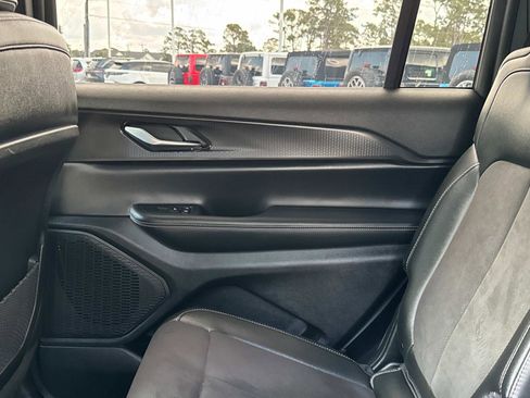 Certified 2023 Jeep Grand Cherokee L Laredo RWD image 15