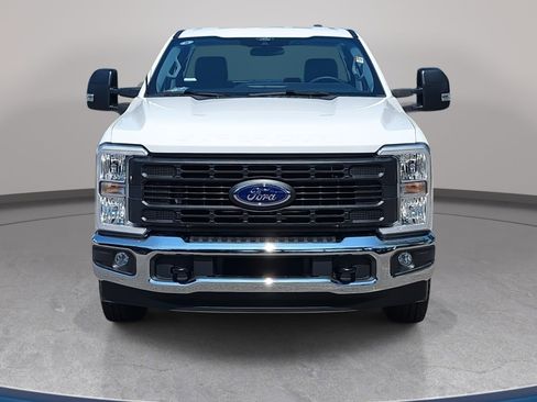 New 2025 Ford F250 XL w/ XL Chrome Package RWD image 2