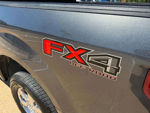 Used 2018 Ford F150 XLT w/ Equipment Group 302A Luxury AWD/4WD image 10