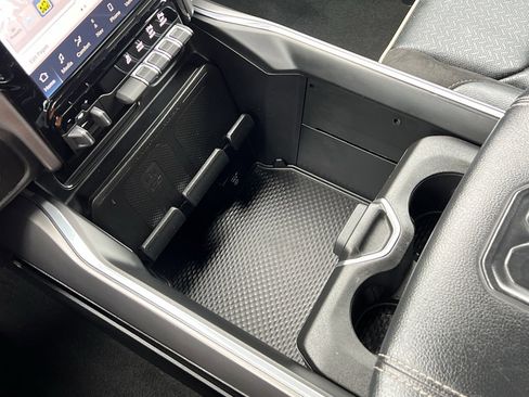 Used 2023 RAM 1500 Laramie AWD/4WD image 25