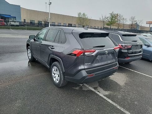 Used 2025 Toyota RAV4 LE image 5